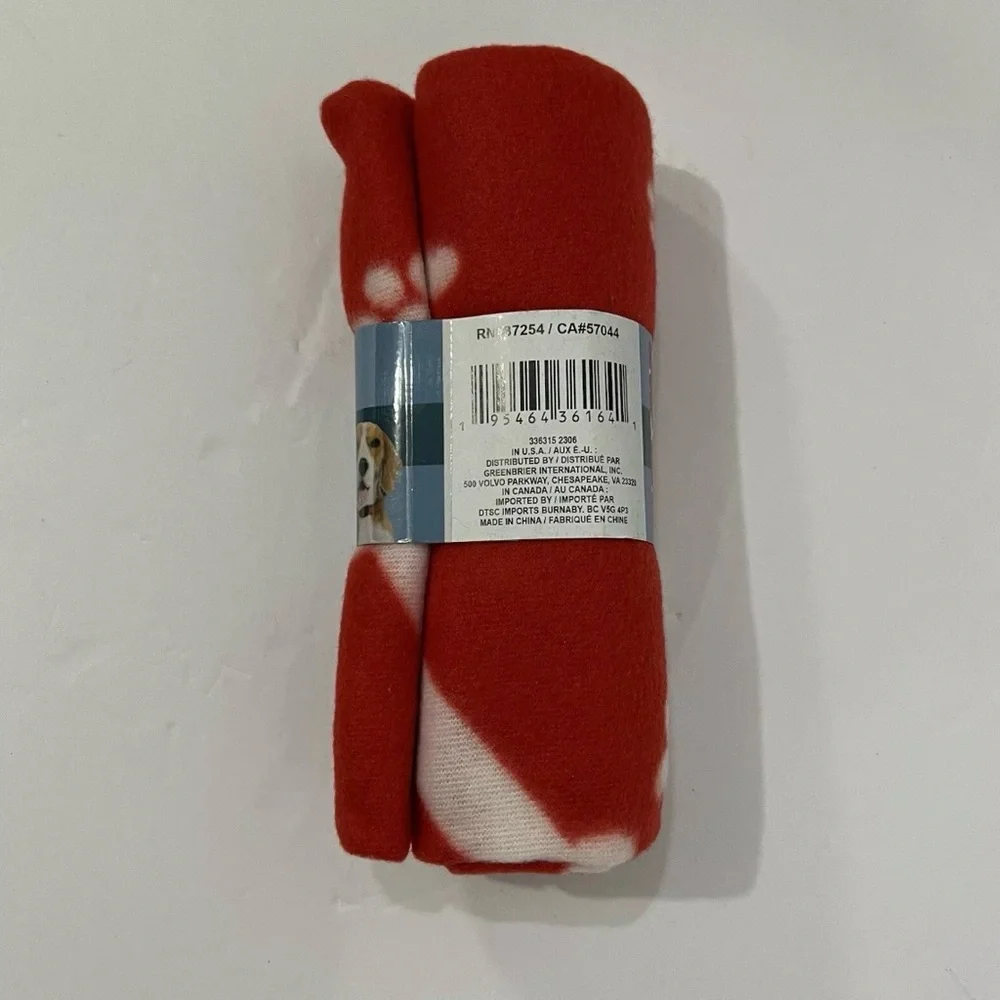 GKK Red Paw Fleece Throw Blanket, Standard Throw 28.5IncX24Inc-Dog/Cat